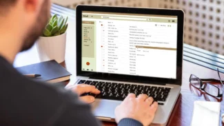 invio di curriculum dal portatile per mail
